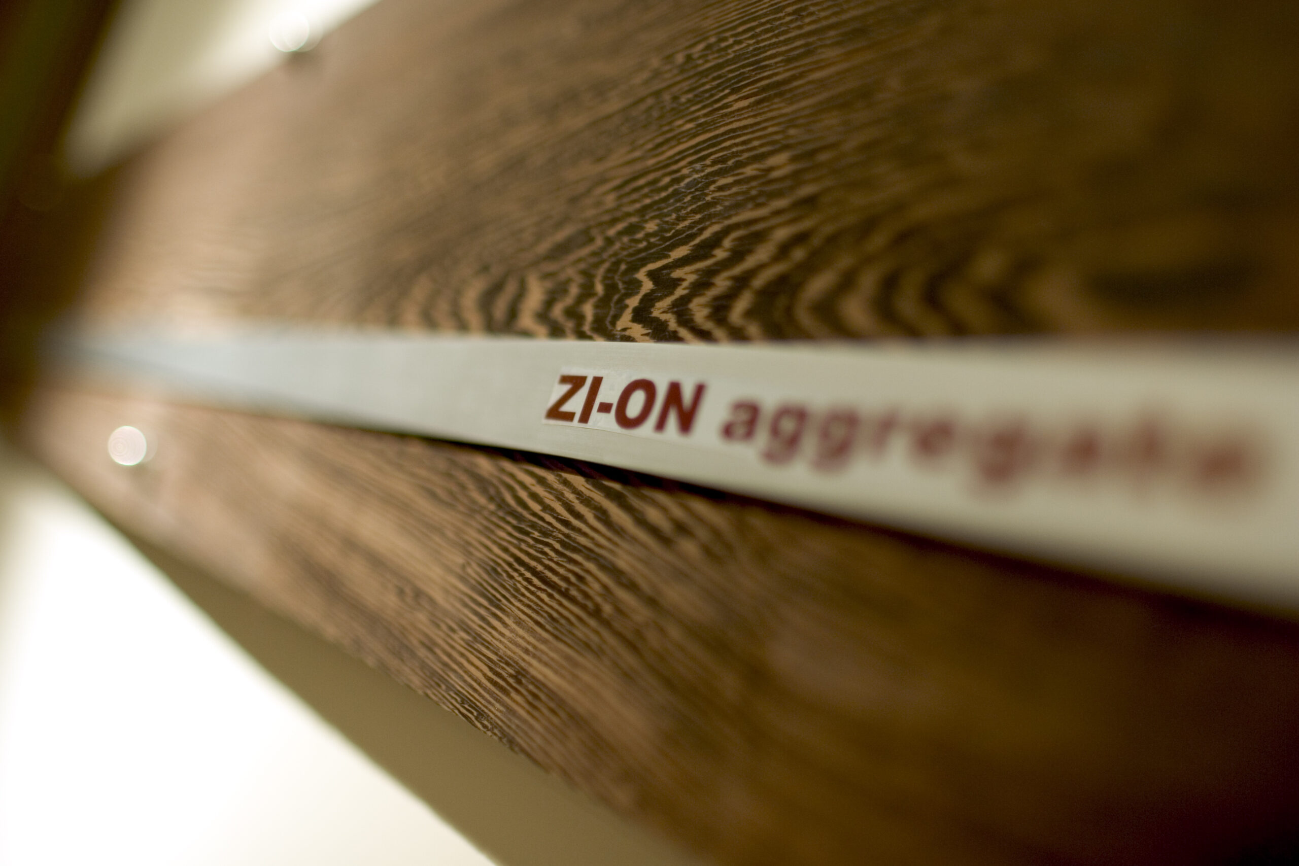 Zi-on サロン